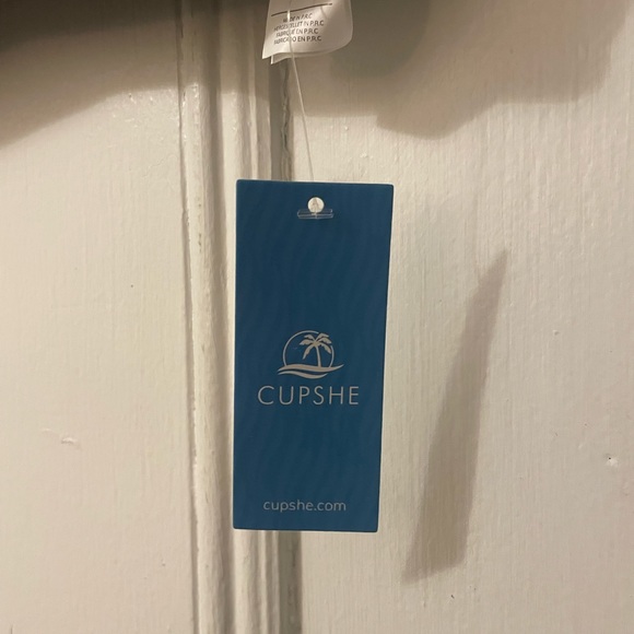 Cupshe Scoopneck Bralette Bikini Top - Picture 5 of 8